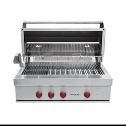 🔥 Wolf 42” Outdoor Gas Grill – Like New 🔥  💲 MSRP: $8,345 🔥 Your Price: $5,999  Take your outdoor kitchen to the next level with this Wolf 42” Bui