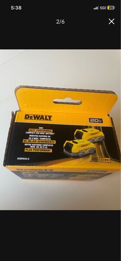 Awesome Brand New Never Used Dewalt Pair Set (2)  20V XR powerstack 1.7 AH Rechargable Batteries