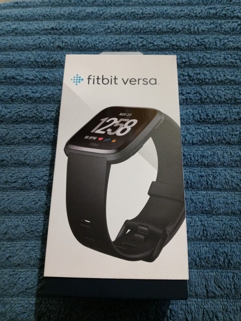 Fitbit Versa, En color Negro Poco Uso Funsiona Muy Bien 