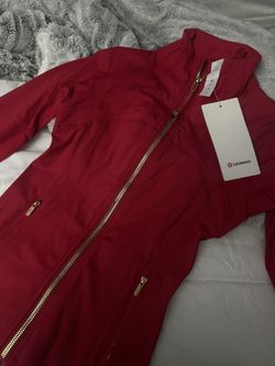 Lulu Define Red W Gold Zipper