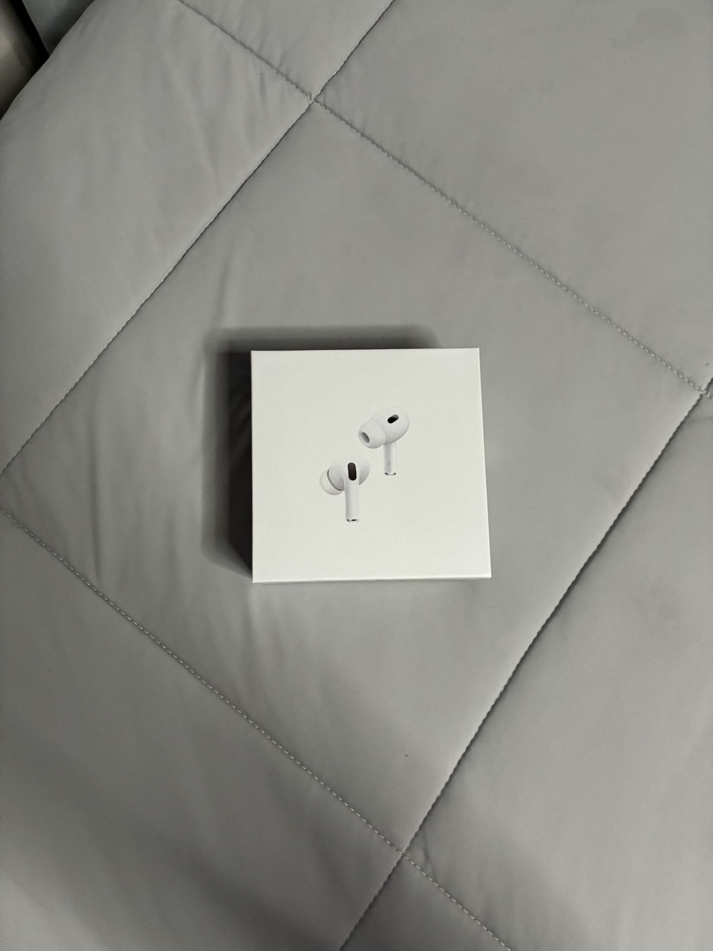 AirPod Pro 2nd Generation ANC ~ 100$ Deal ~ Used