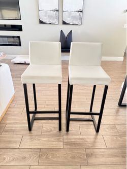 TOV furniture bar stool