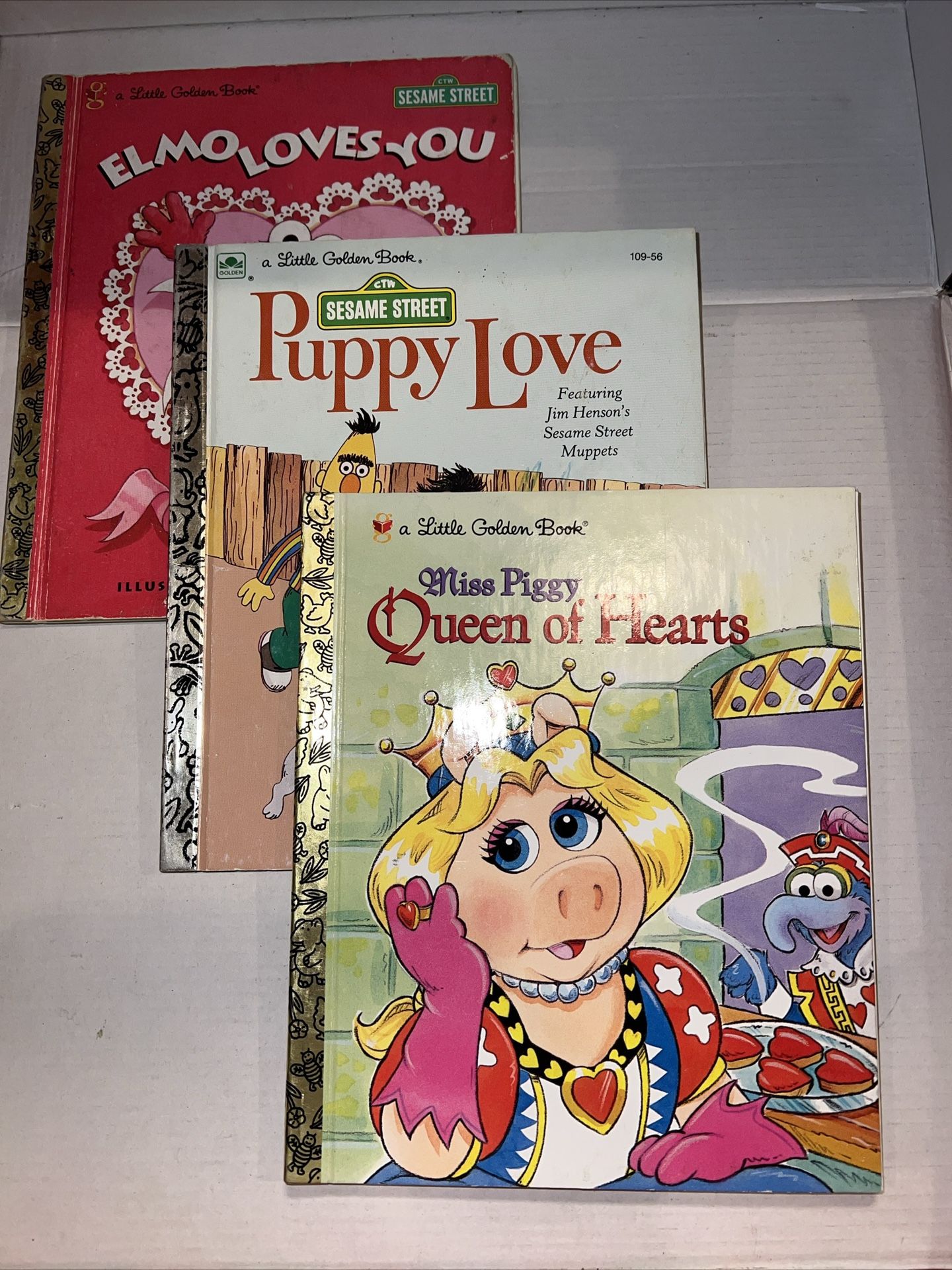 A Little Golden Book Set With Rare Miss Piggy Queen Of Hearts Book