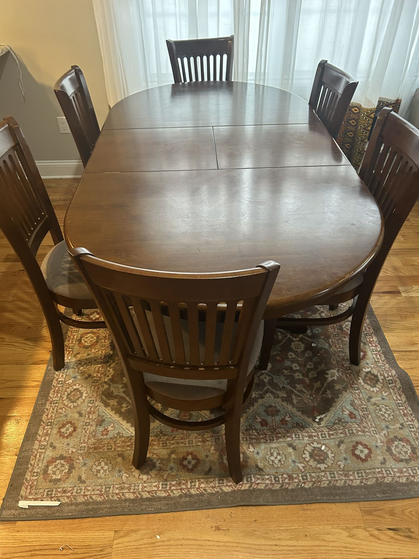 Dinning Table & Chairs