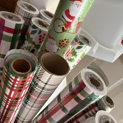 Christmas Gift Wrapping 