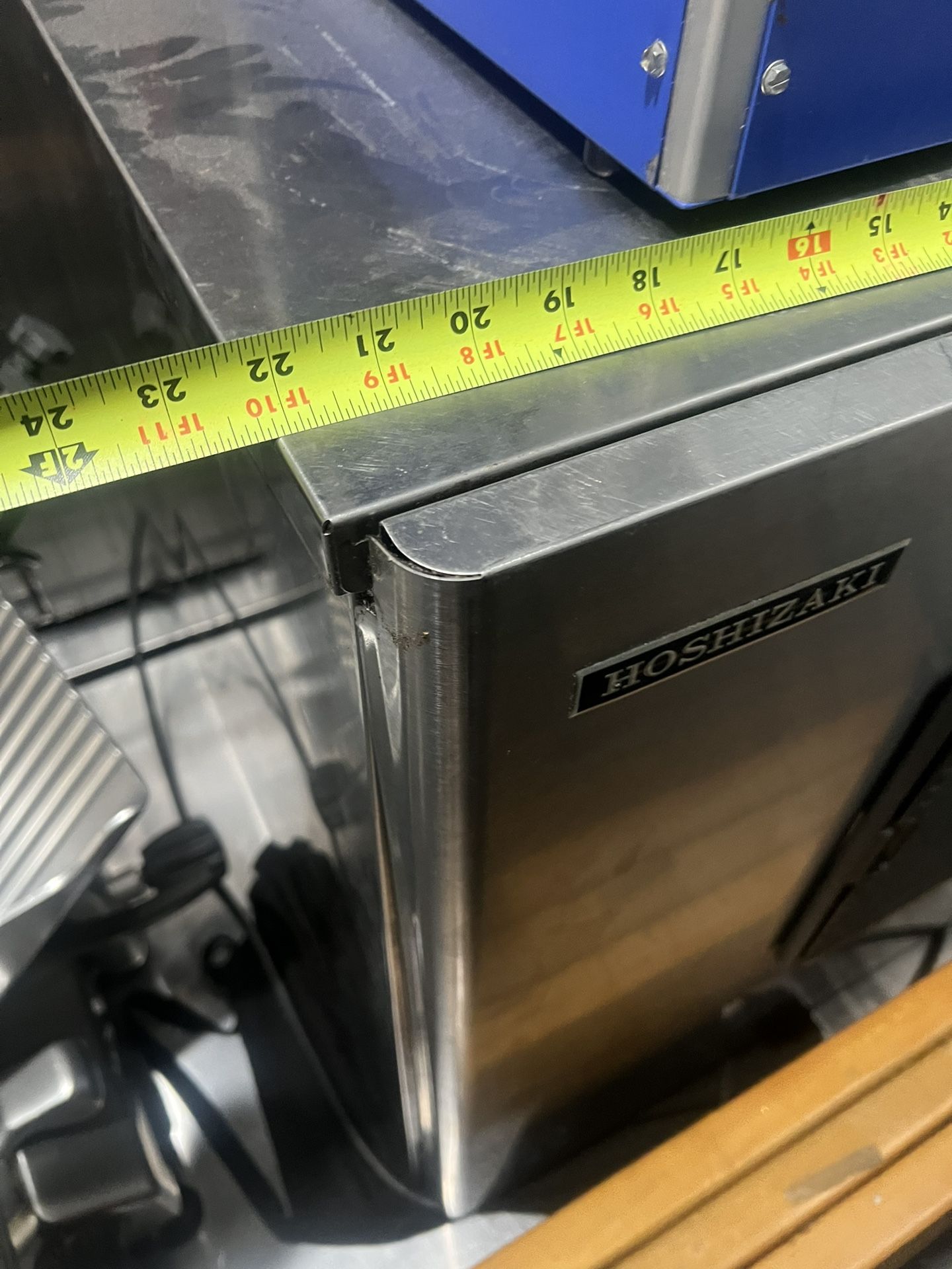 Hishizaki Ice Machine