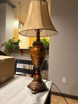 Decorative Floral Table Lamp