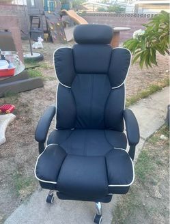 Gaming chair recliner