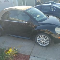 2009 VW BUG 25000 MILES