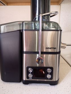Gourmia Stainless Steel Electric Juicer