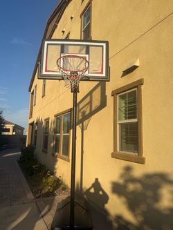 Basketball hoop