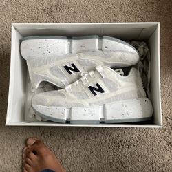 New Balance (Vision Racer)  Size 9 1/2