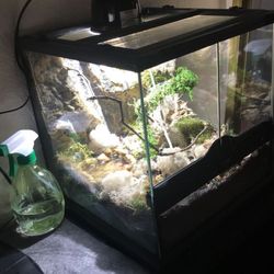 Tank/terrarium For Small Animal