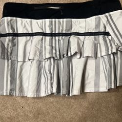 Skirt Size 10 Lululemon