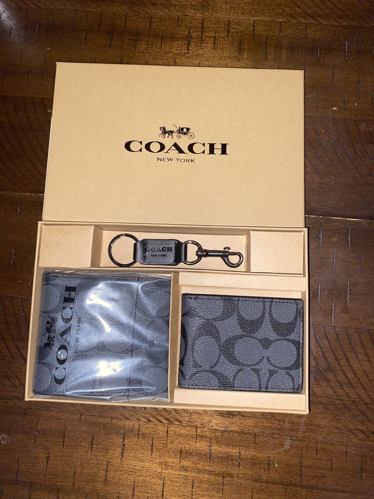 Coach 3 In 1