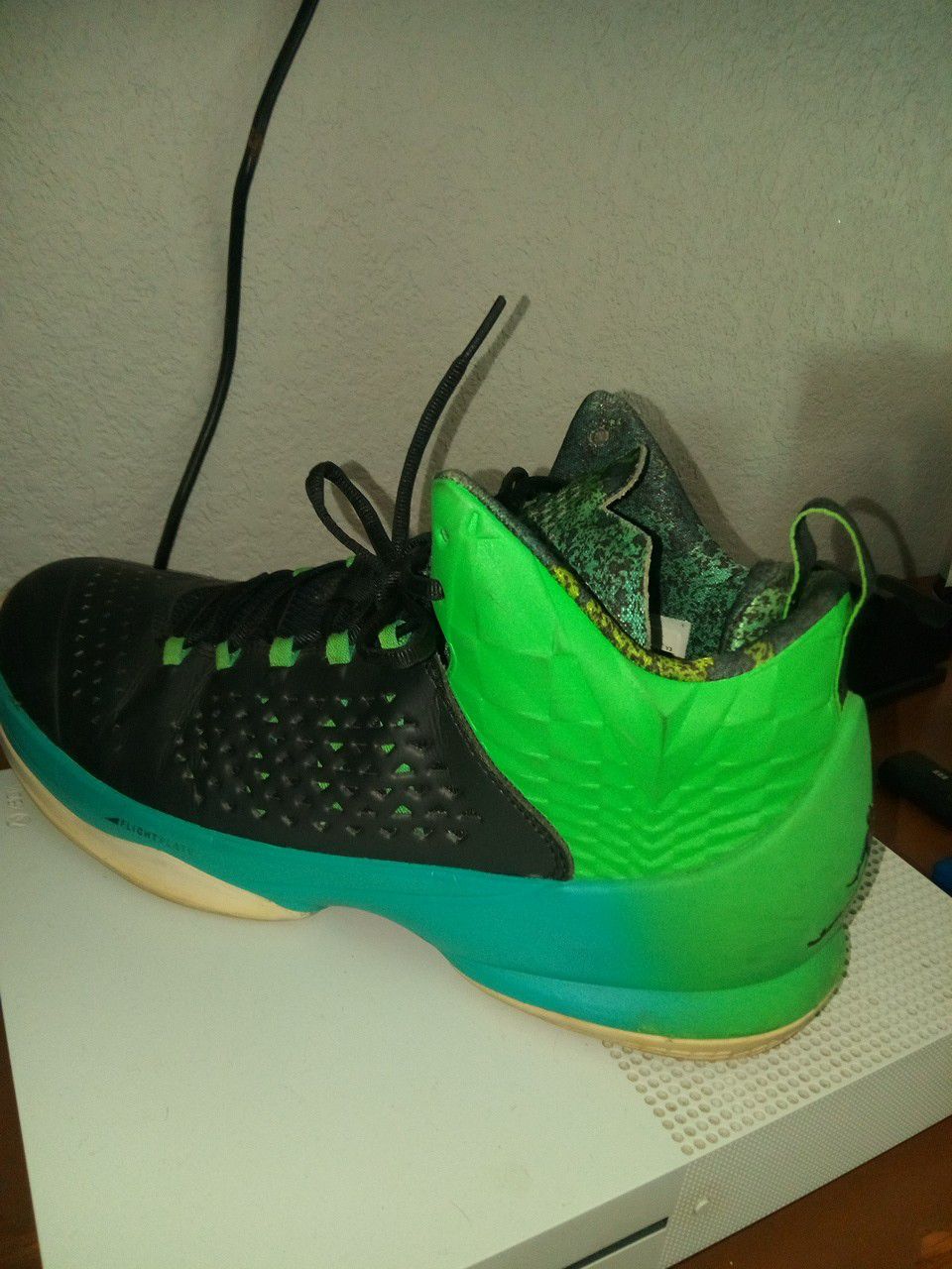 Jordans Nike Shoes Size 12