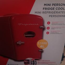 Retro Mini Fridge