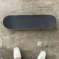Skateboard 