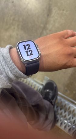 Apple Watch Ultra 2 64GB Titanium