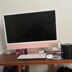 MacBook Computer 2023 (pink)