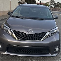 2017 Toyota Sienna