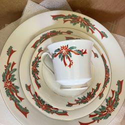 Christmas Dish ware 