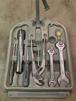 BMW E28 Small tool kit