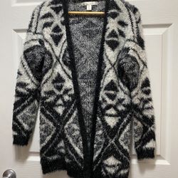 Open Fuzzy Cardigan - Medium 