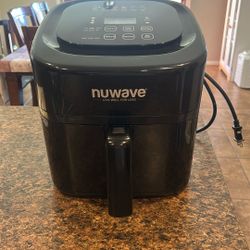 Nuwave Brio Air Fryer $30 Pick Up Only