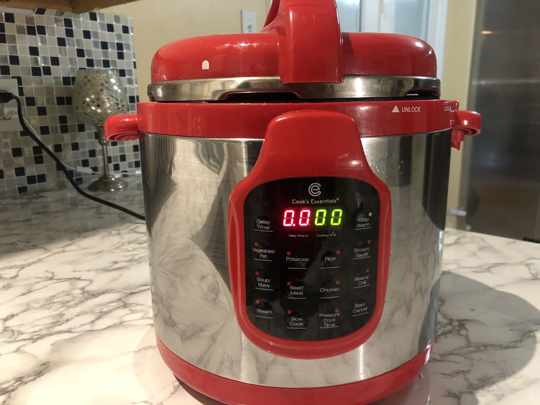 Pressure cooker -Cook's Essentials | Red Round Digital Stainless Steel 6-Qt.