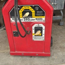 Lincoln Electric AC 295 AMP