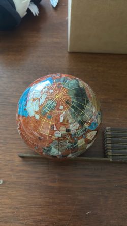 Globe 4 1/2 inch mosaic