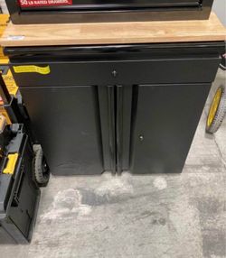 Husky black Cabinet Like new