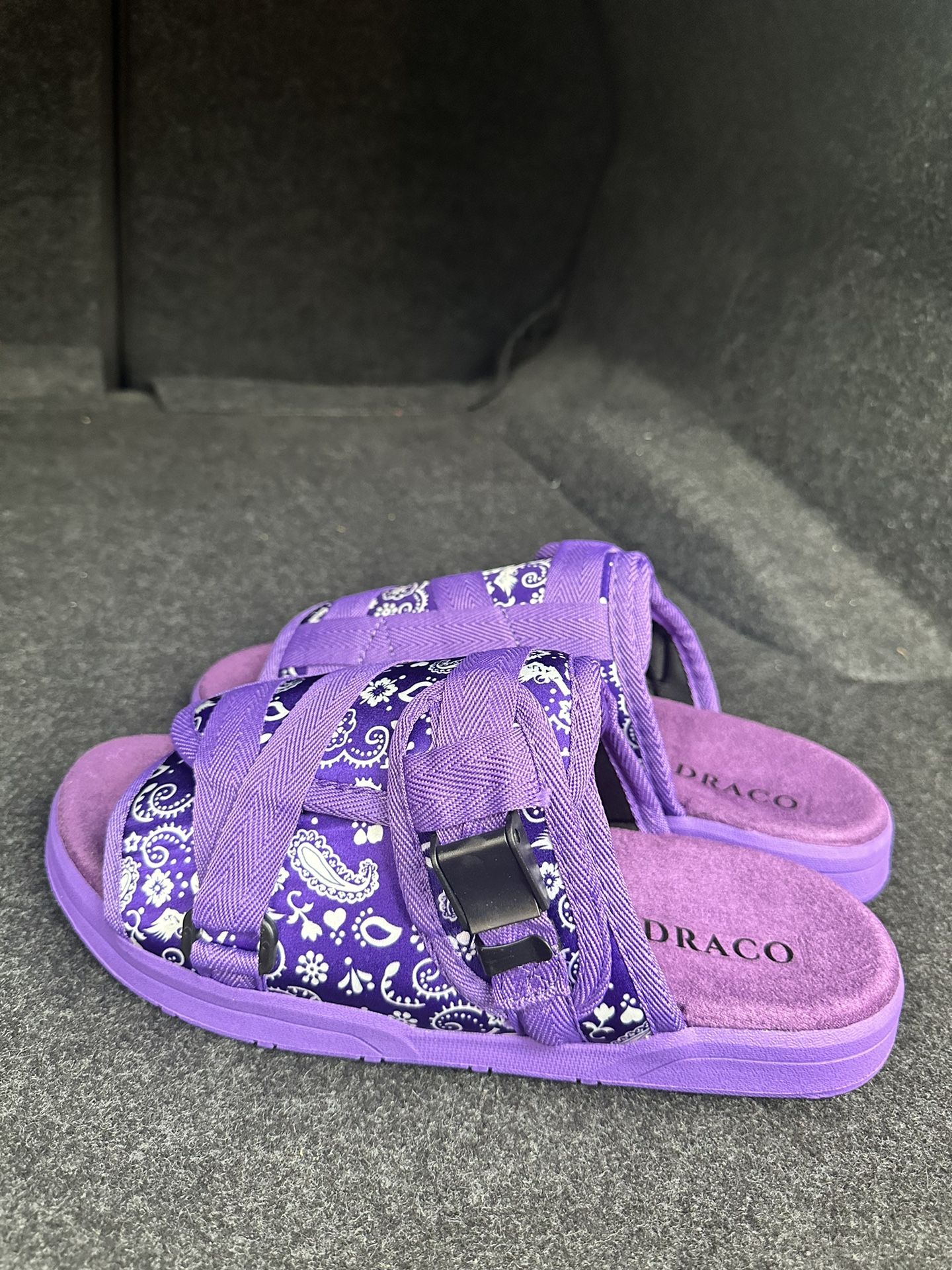 DRACO slides w/ socks