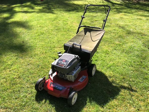 Toro GTS-XL 6.0HP self propelled lawn mower for Sale in Lynnwood, WA