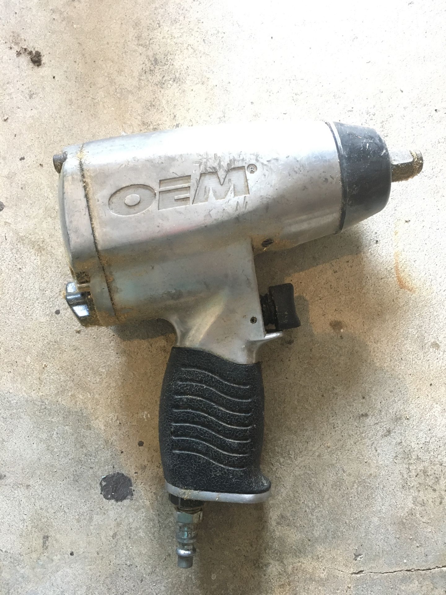 Impact wrench