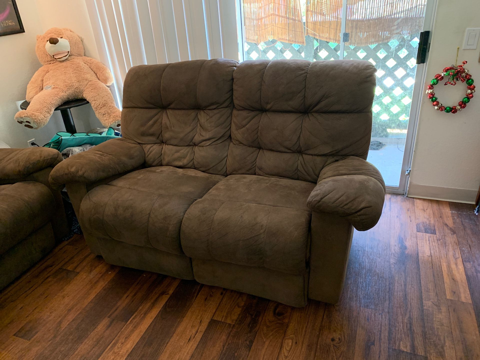 Sofa and loveseat for sale!