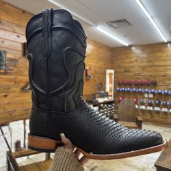final sale boot 