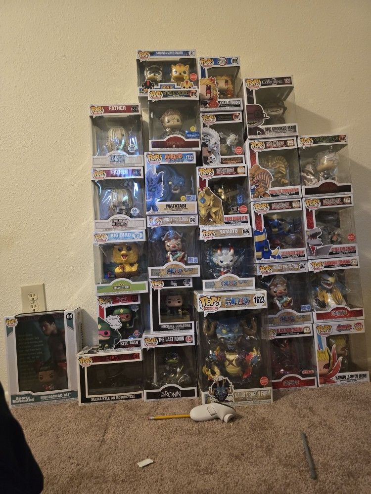 Assortment Of Pop Firgures