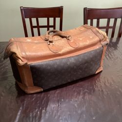 Louis Vuitton Vintage Travel Bag for Sale in Houston, TX - OfferUp