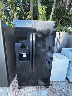 Refrigerator For Sale