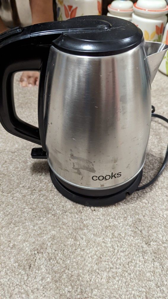 Cooks Electric Kettle