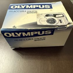 olympus accura zoom xb 700