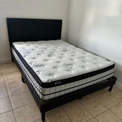 Full Platform Bed Frame With Mattress 