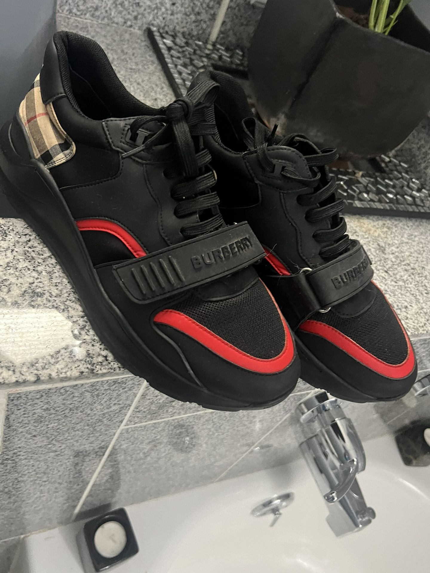 burberry vintage shoes