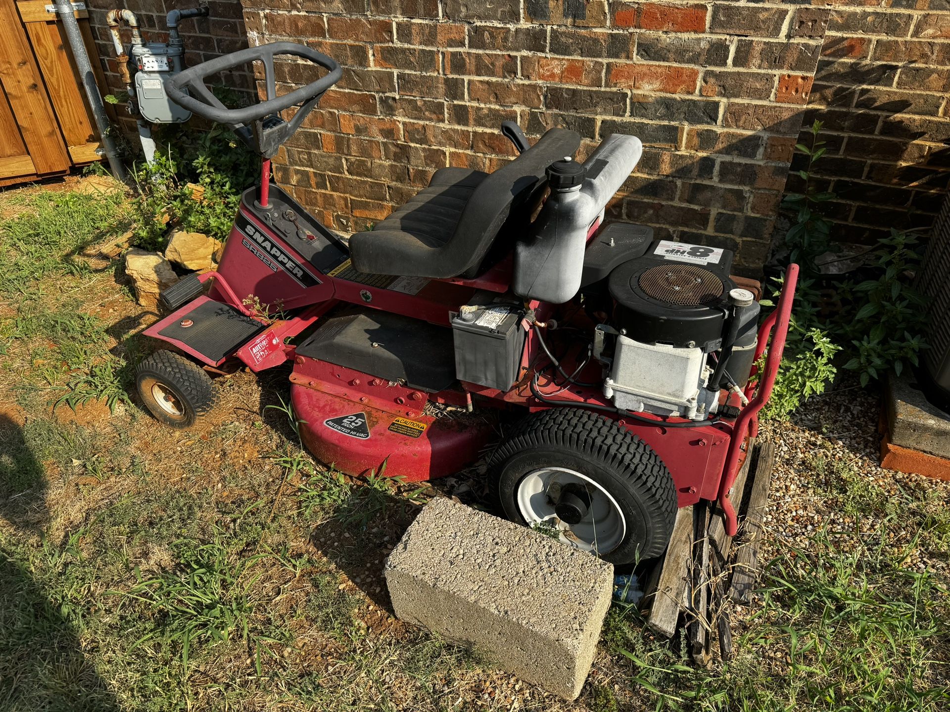 Snapper 825 For parts 