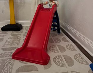 LITTLE TIKES SLIDE