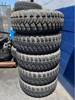 (5) 37x12.50R17 Goodyear Wrangler MTRS *$300 FOR ALL 5🔥✅*