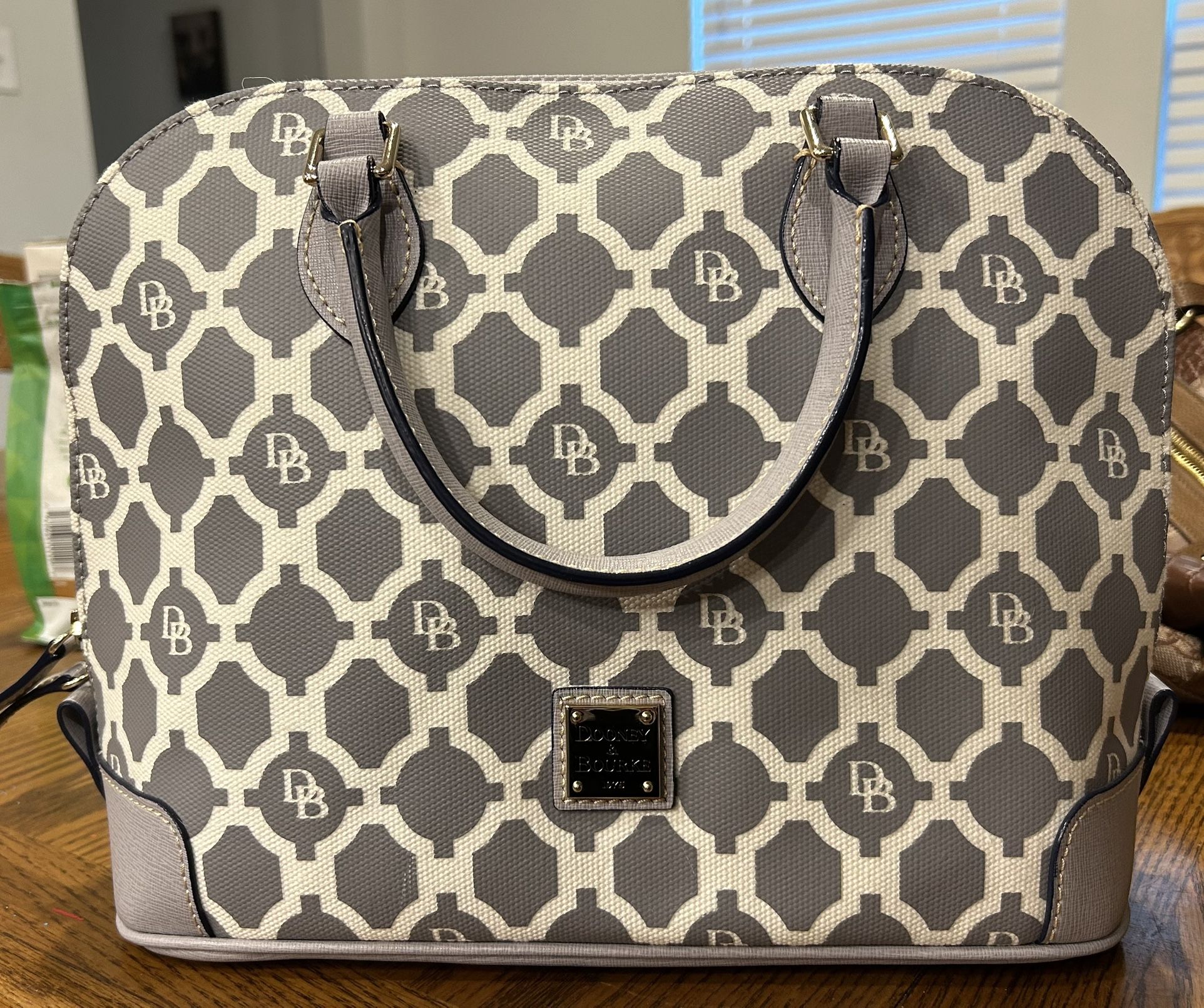 Dooney & Bourke Handbag