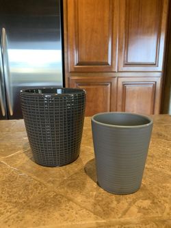 2 Cute Gray Flower Pots 1 Large 5.5” 1 Small 4”
